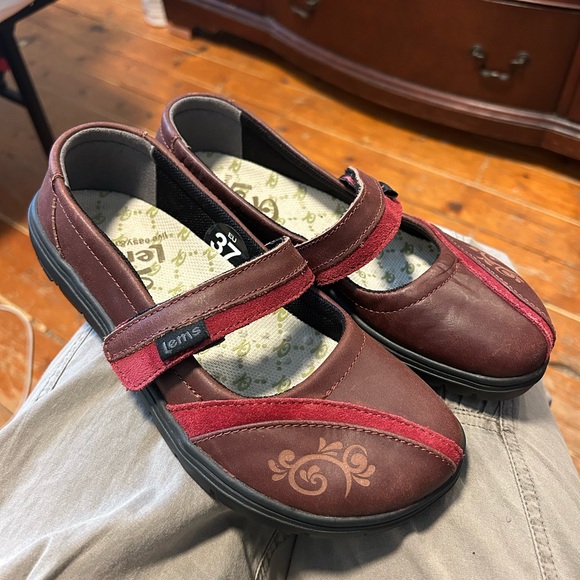 Lems Shoes - Lems Women's Burgundy Mules